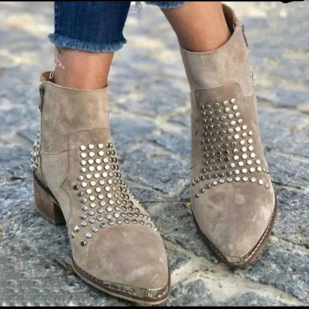 Benedetta | Suède bottines met blokhak en studs voor dames