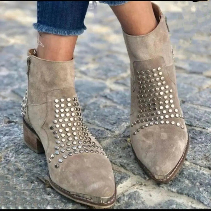 Benedetta | Suède bottines met blokhak en studs voor dames