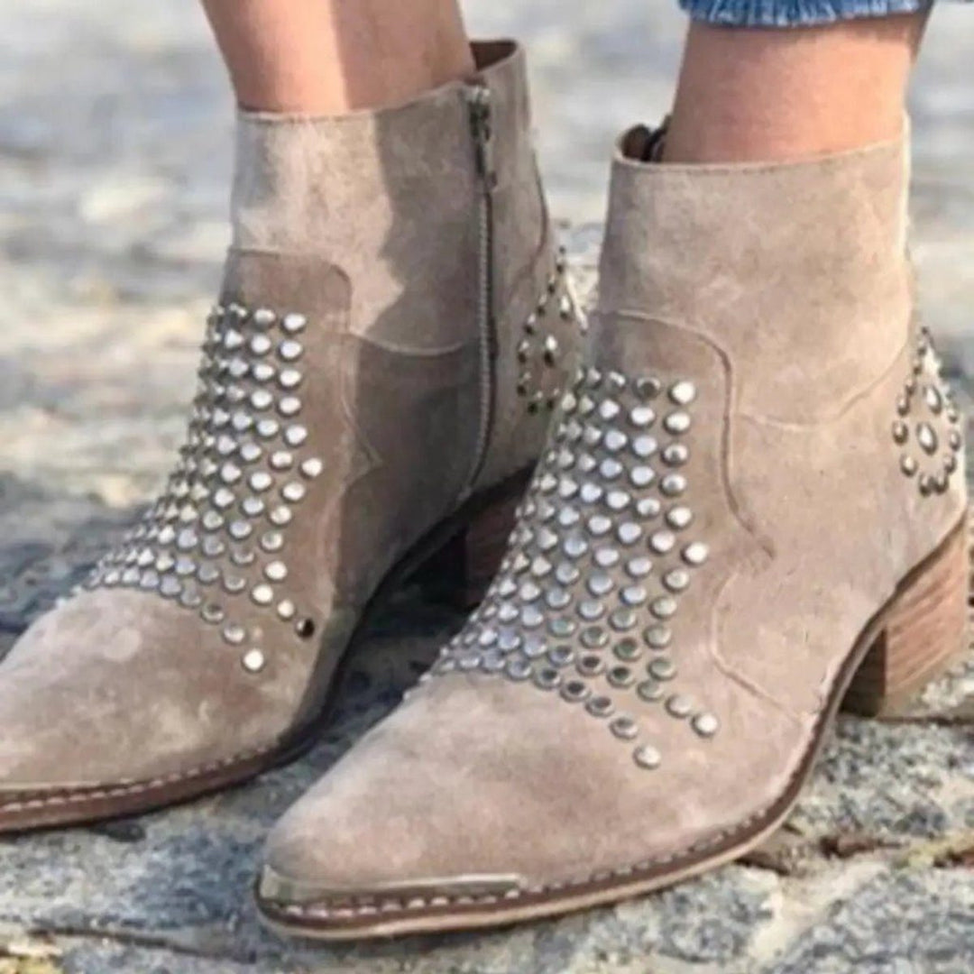 Benedetta | Suède bottines met blokhak en studs voor dames