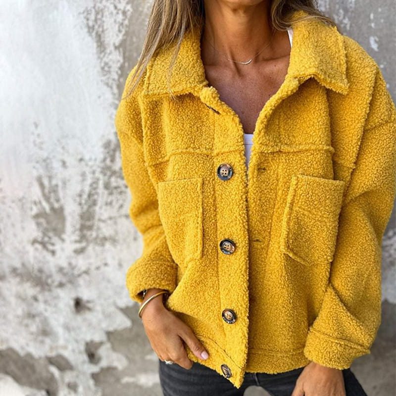 Brenna | Sherpa jas met knopen en borstzakken voor dames