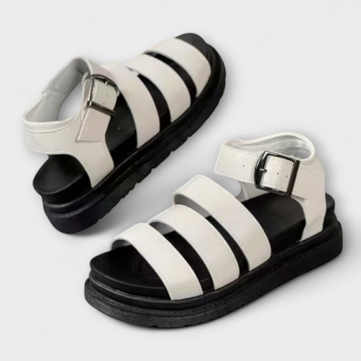 Renee – Sandalen met meerdere banden en gesp