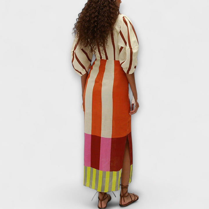 Kaya - Maxi-jurk met V-hals en puffmouwen
