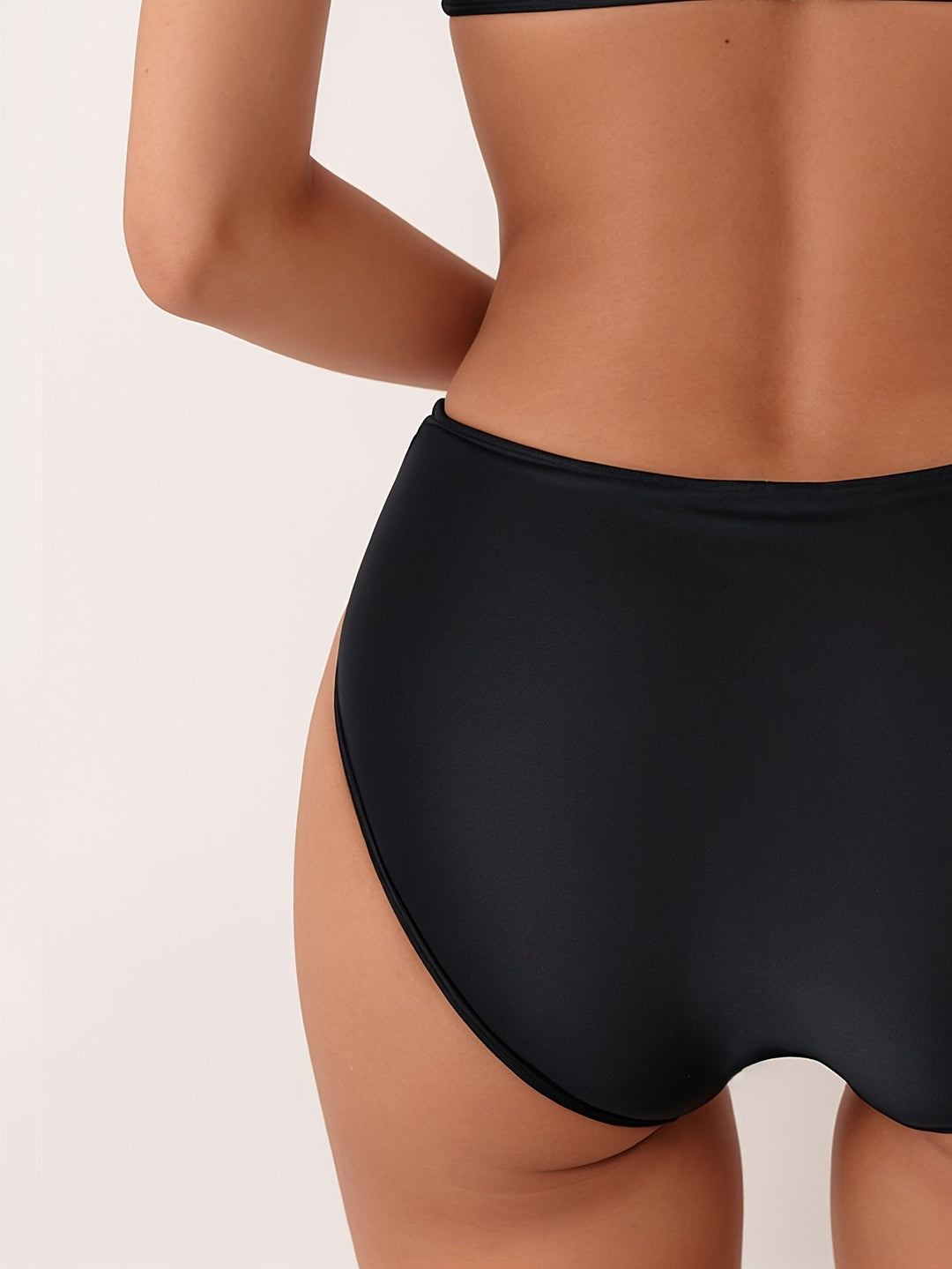 Azuur - Levendig streepdessin met flatterende hoge taille