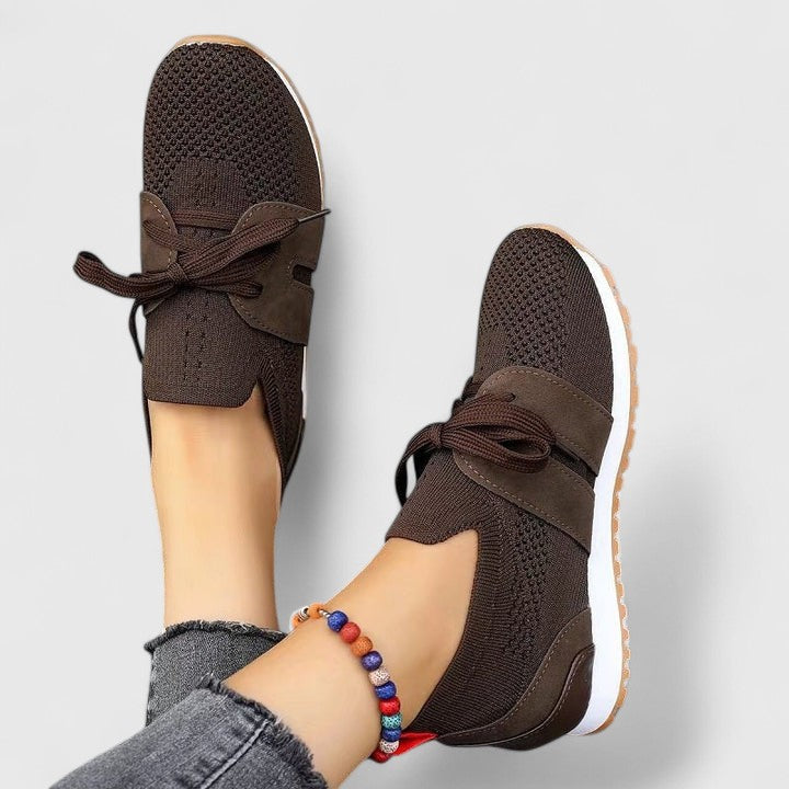 Qadira | Gebreide sneakers met veters en contrastzool voor dames