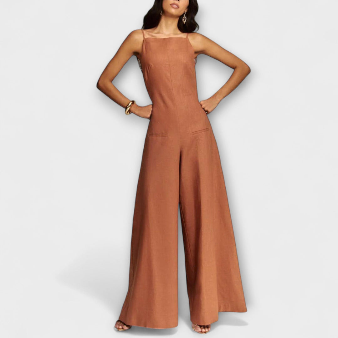 Ylva - Stralende Halter-Jumpsuit