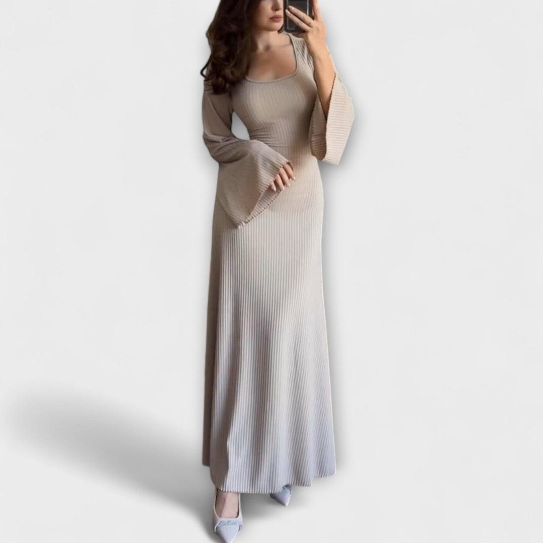 Jocelyn - Stijlvolle Gebreide Jurk met Taille Detail