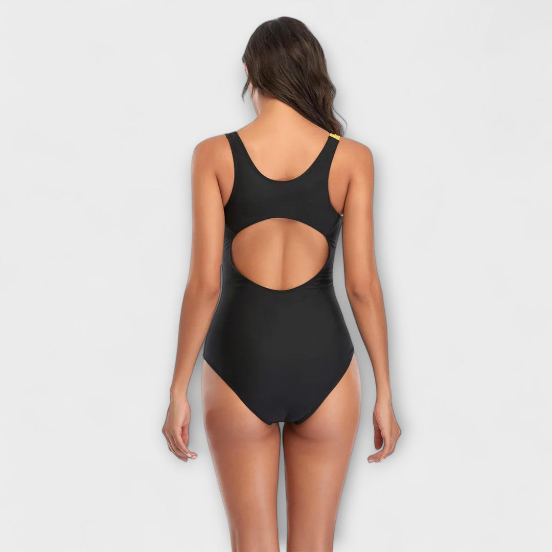 Sanda - Sportief badpak met open rug