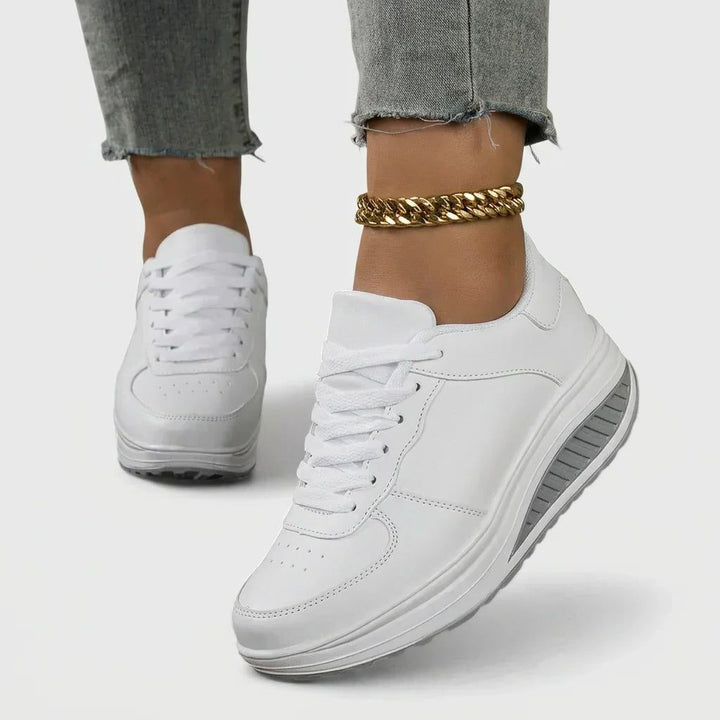Galilea | Minimalistische plateausneakers met veters en glad bovenmateriaal voor dames