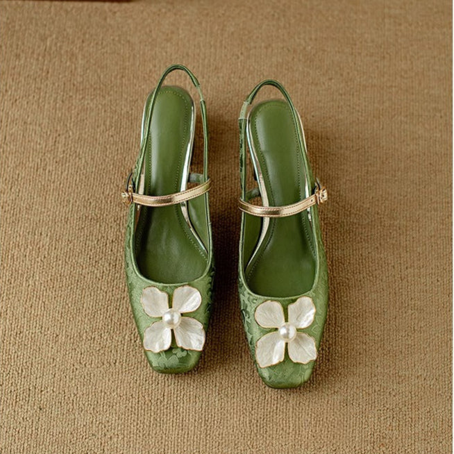 Mathilde – Mary Jane-schoenen met bloemapplicatie