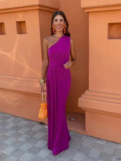 Morgance | One-shoulder maxijurk met getailleerde taille voor trouwgasten