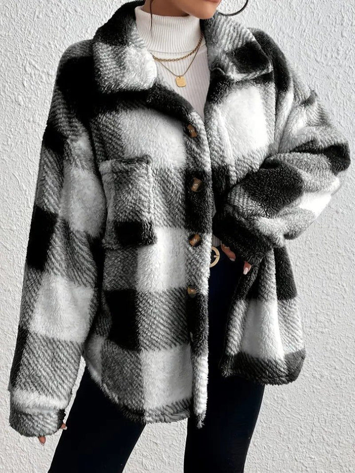 Maurelle | Geruite oversized jas in zachte pluche met knopen voor dames
