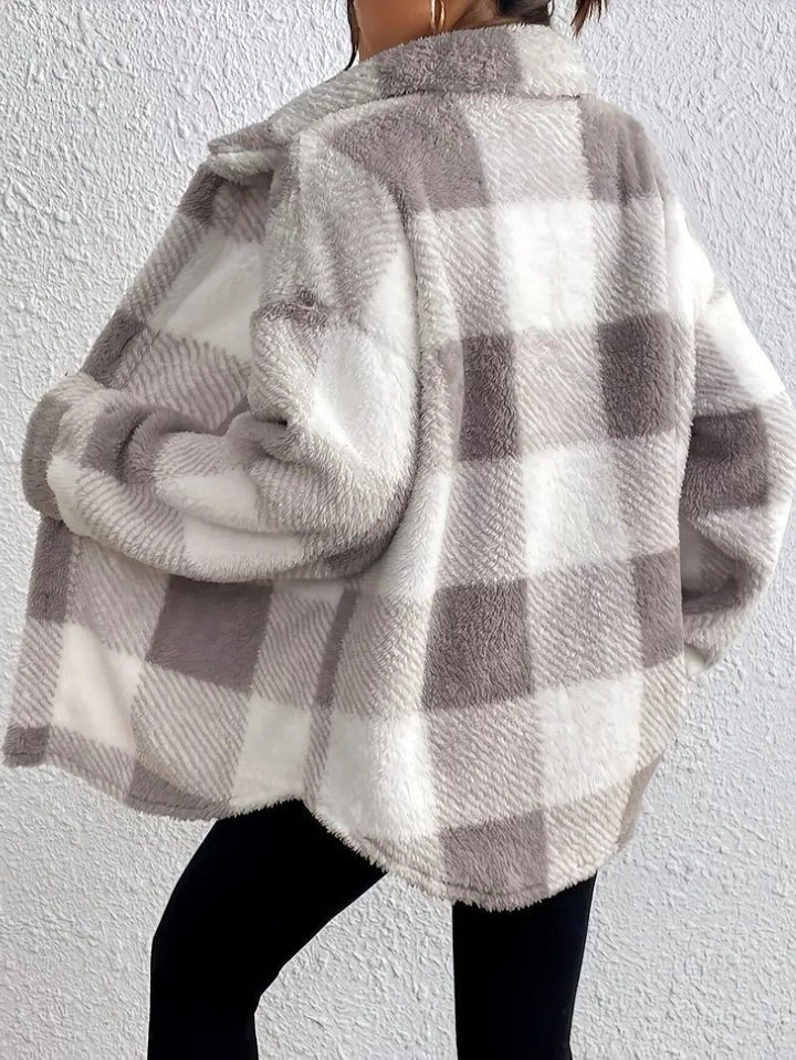 Maurelle | Geruite oversized jas in zachte pluche met knopen voor dames