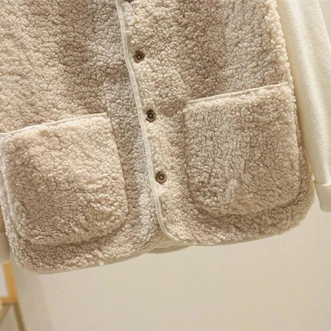 Norah | Mouwloos ribgebreid gilet met knopen voor dames