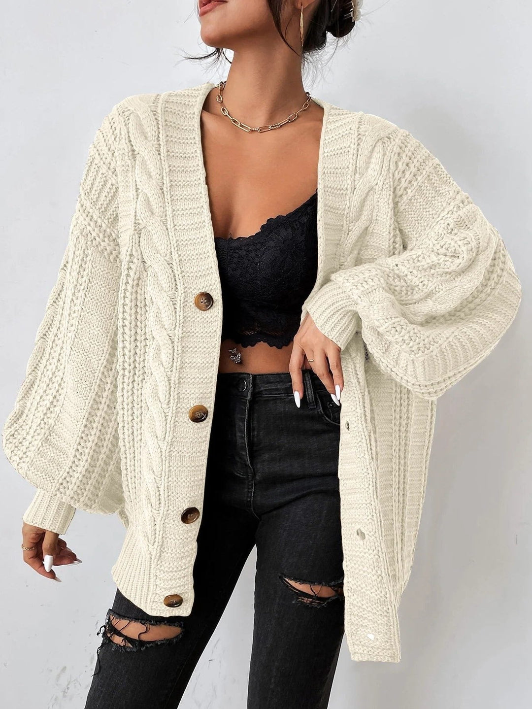 Zaina | Oversized kabelcardigan met knopen voor dames